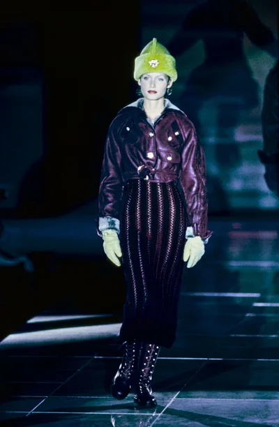 Look 13
